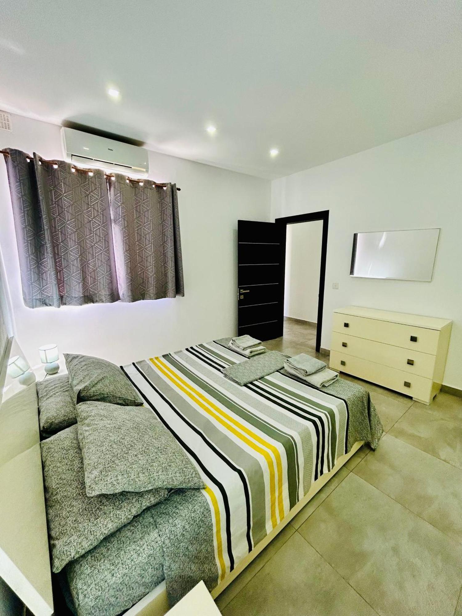 Cosy Seaside Apt, 200M From The Seafront Gzira ภายนอก รูปภาพ