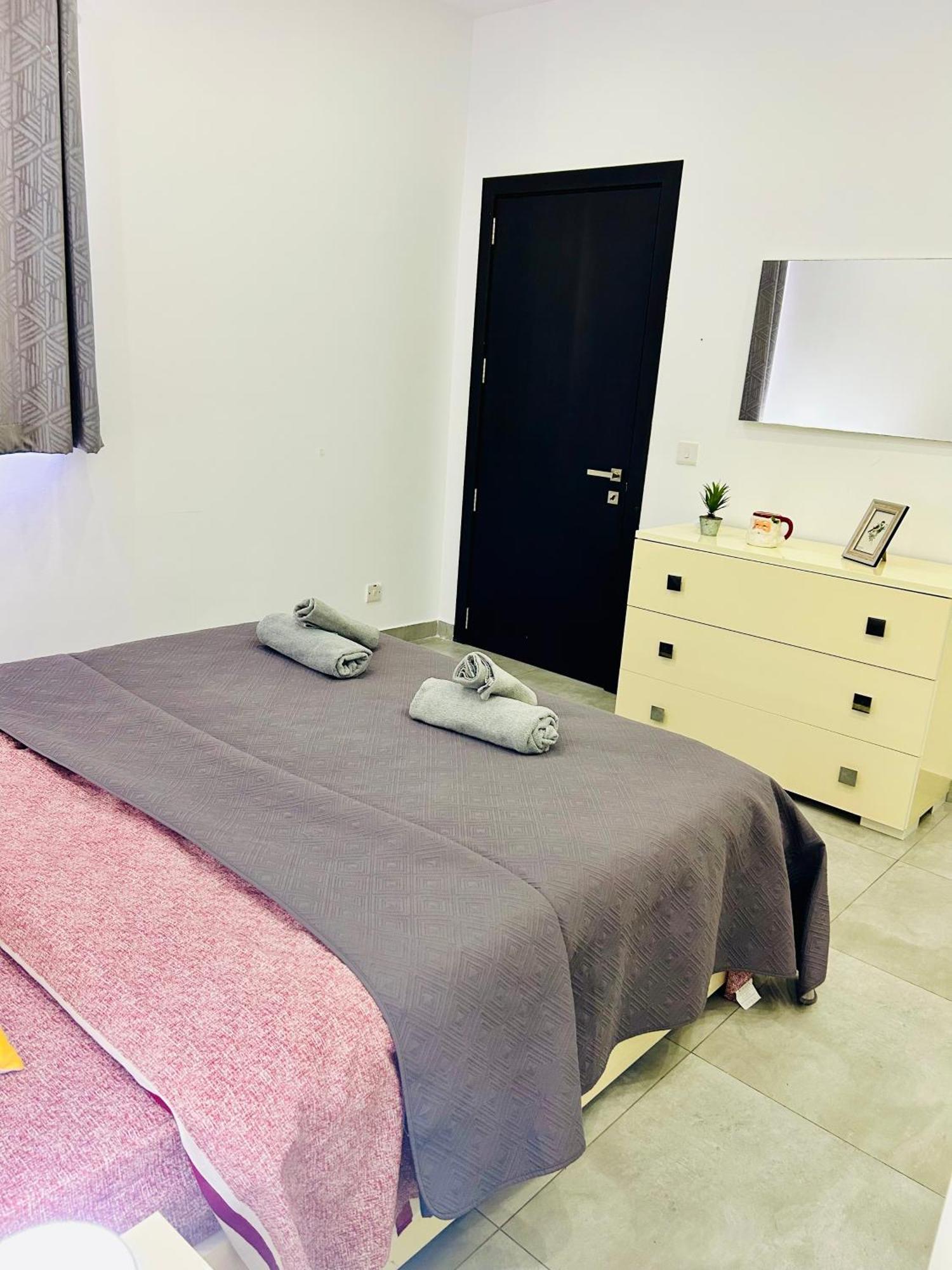 Cosy Seaside Apt, 200M From The Seafront Gzira ภายนอก รูปภาพ
